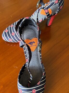 Rocket Dog Navy Floral Striped Heels with Red Accents